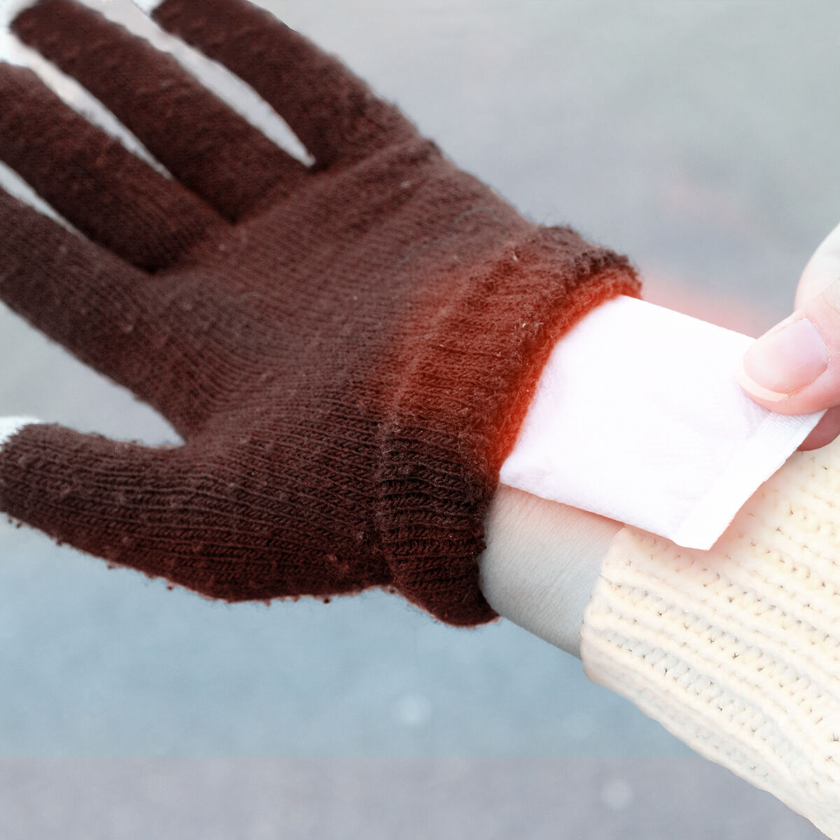 kaetesoojenduslapid-heatic-hand-innovagoods-10-uehikut_118529-7 kätesoojendaja