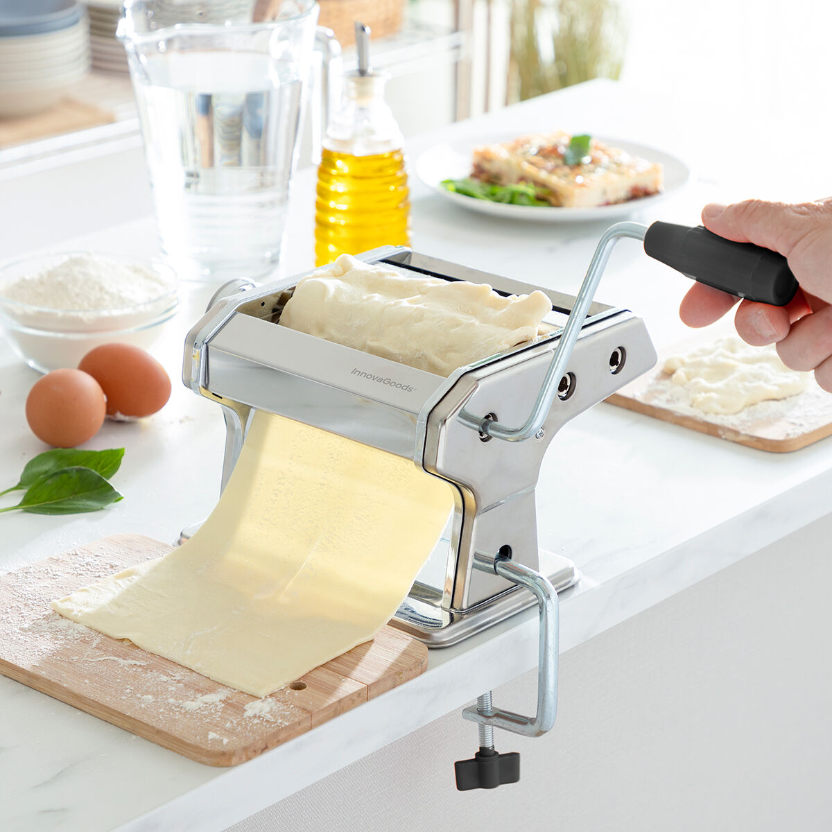 vaerske-pasta-valmistamise-masin-koos-retseptidega-frashta-innovagoods_276020 pastamasin